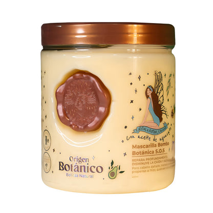 Aplicación de la mascarilla capilar en cabello seco y maltratado
