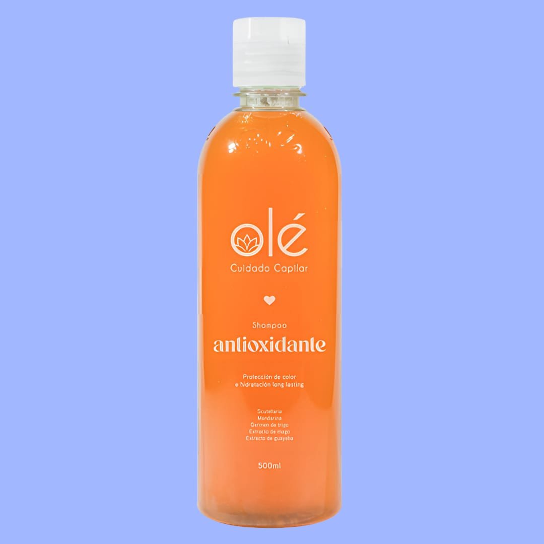 Shampoo con extractos de mango, guayaba y mandarina, ideal para cuero cabelludo mixto y cabellos tinturados.